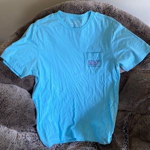 Vineyard vines t-shirt